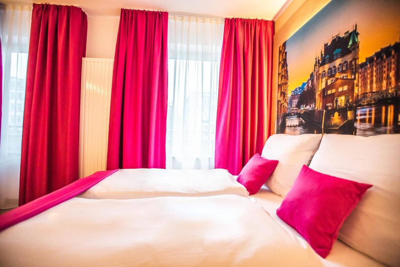 Hotel Luckys Inn ฮัมบูร์ก ภายนอก รูปภาพ